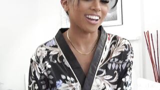 Petite Asian Masseuse Has a Hot Anal Fucking Surprise for Her Client - 3 image