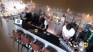 Slutty Restaurant - Yuan Zi Chang - MDWP-0007 - Asia Porn Video - 3 image