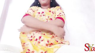 Padosi bhabhi ko baigan krte dekh devar ne choda