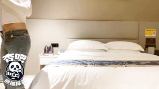 Panda Tanhua-"Come on, baby, come and fuck me" The tall and curvy Xinjiang hottie is passionate and unrestrained in bed - 2 image