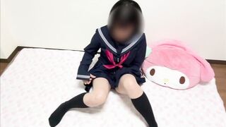 While my step mom was out, I used Onatenga for the first time and came a lot.