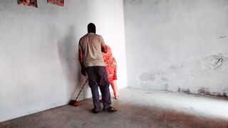 Apni Kam wali anti ko choda bry boobs wali nukrani