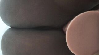 Mallugirl's five fingers in pussy - 2 image