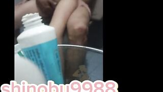 Suddenly her cleanned the bathroom but became sexually aroused. Fuck until you cam. - 8 image