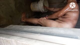 Hot sexi kitu bhabhi bathroom bathing nude video. - 12 image