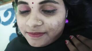 Vaishnavy and Sharun Raj skirt and t shirt hot Romance, Mallu couple hot skirt romance, Malayali girl hot kiss romance - 3 image
