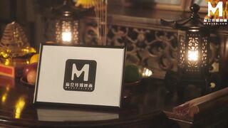 ModelMedia Asia - The widow who cheated on husband in front of his last photo - 11 image