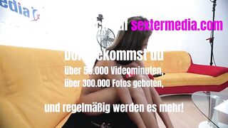 Squirt with the Horny Hot Svenja