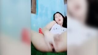 Colmek is dazzling with and nails