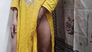 Step dad ne meri chut jabar dast maari hindi me