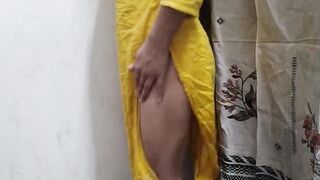 Step dad ne meri chut jabar dast maari hindi me