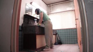 I fuck the cleaning lady 8