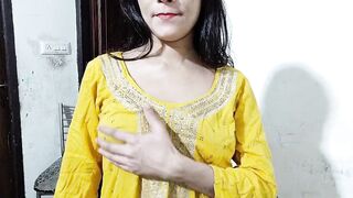 Desi bhabhi ko chod kar paisa diya