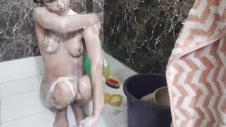 Step sister ko bathroom me pakad ke chod diya