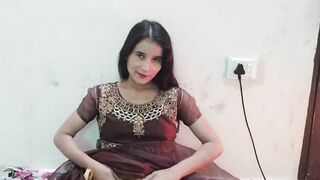 Chachi ko x video dikha dikha kar choda - 5 image