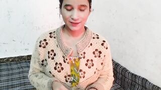 Village girl ko hotel me jabar dasti pela