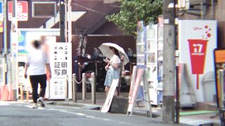 A sex video with a private model at a hotel! Unauthorized raw insertion and no pay! [Mitsuki 22]