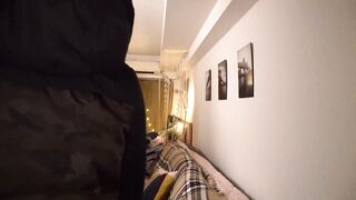 Part 1 [Over 500% cuteness! Beautiful legs and knee-high socks for brush-off SEX] An overwhelmingly beautiful woman with an overflowing sense of transparency helps her boyfriend to lose his virginity at her request!