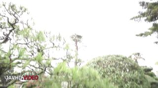 Sultry Asian Anna Anjo Delivers a Steamy Outdoor Blowjob