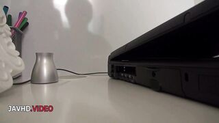 Watch Yui Kasugas seduce and pleasure with her sexy stockings