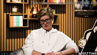 JASMINE Teaa's cosplay interview with nerdy girl glasses on, featuring big tits and dark hair. - 9 image