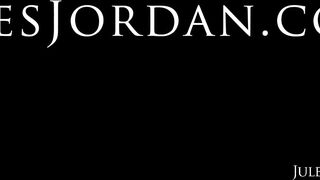 Petite Asian Lulu Chu's ultimate BBC size test: Dredd's BBC - 1 image