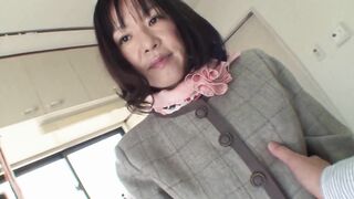 Mature Japanese housewife gets naughty with homemade porn - 4 image