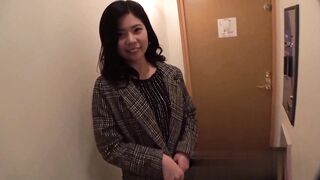 Amateur Asian slut Lori gets down and dirty with uncensored Japanese action - 1 image