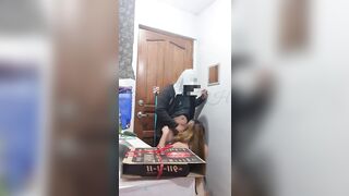 Sex with strangers deliveryman fuck hard,nagpakantot sa pizza deliveryman bilis umiyot - 8 image