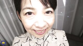 Japanese GILF takes hard cock after shower - 2 image
